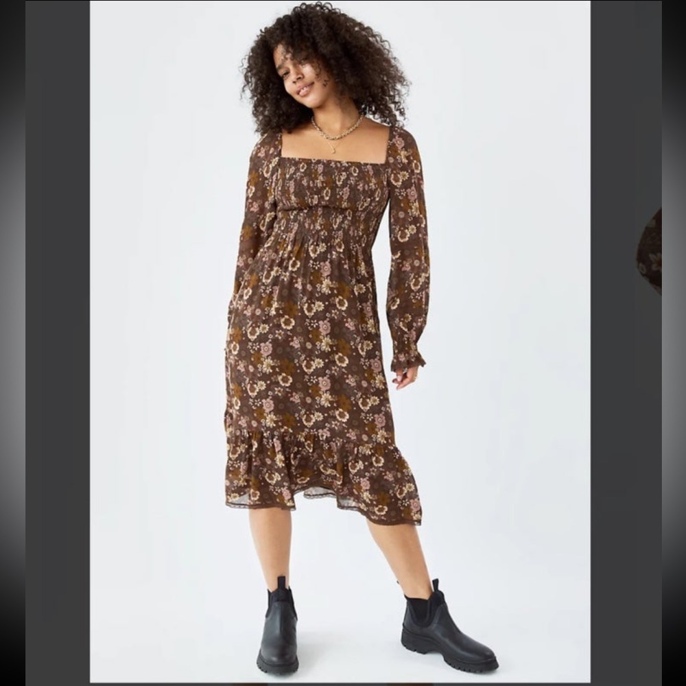 Aritzia Wilfred Grace Flowy Dress